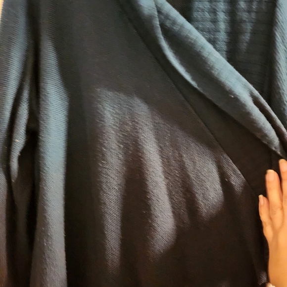 2 cardigans - Picture 7 of 8